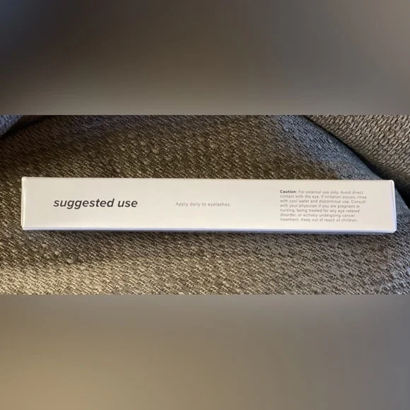 Volume Mascara by Dime Beauty - Picture 4 of 16